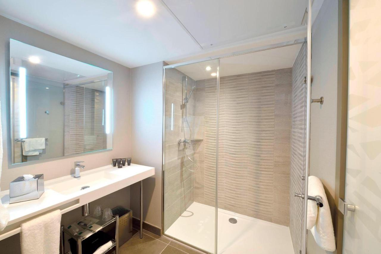 Ac Hotel By Marriott Marseille Prado Velodrome Экстерьер фото
