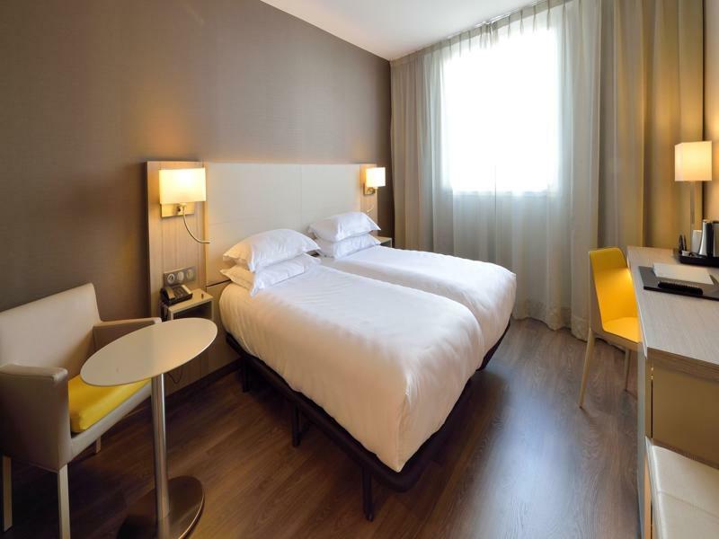 Ac Hotel By Marriott Marseille Prado Velodrome Экстерьер фото
